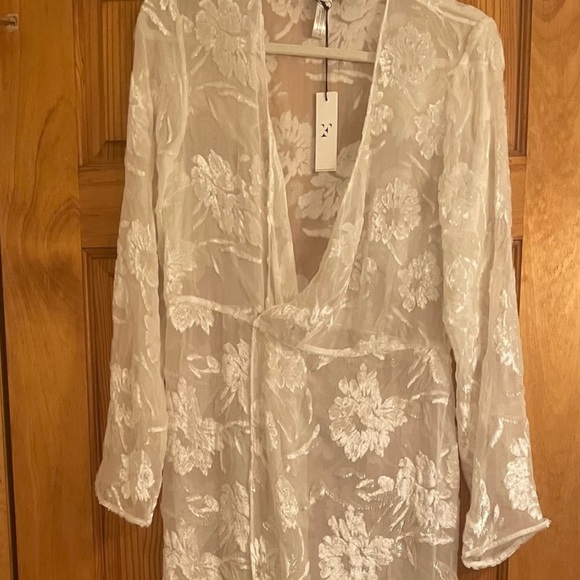 Fleur du Mal Gardenia Lace Robe NWT - Picture 3 of 7